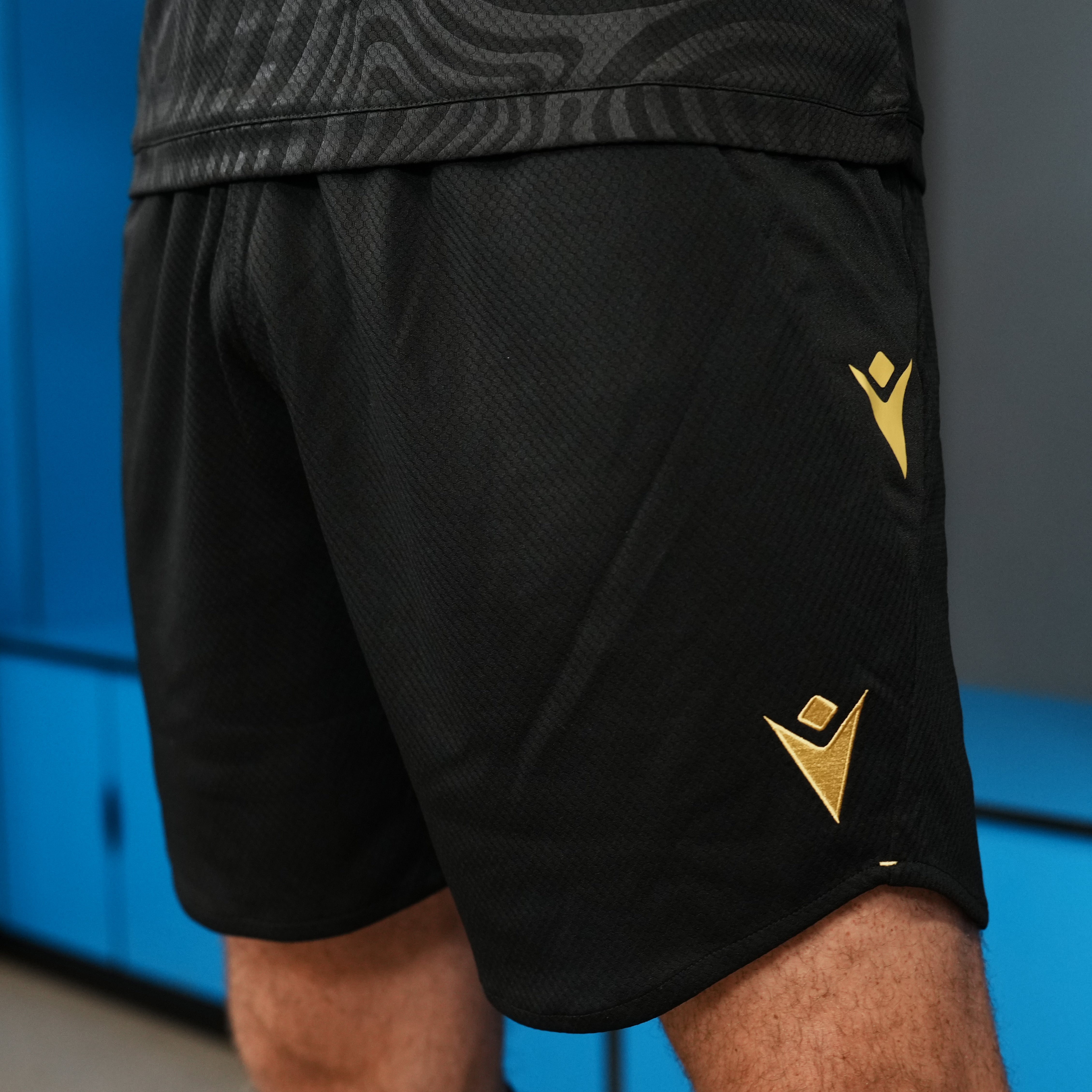 25/26 Linfield Away Shorts (Junior)