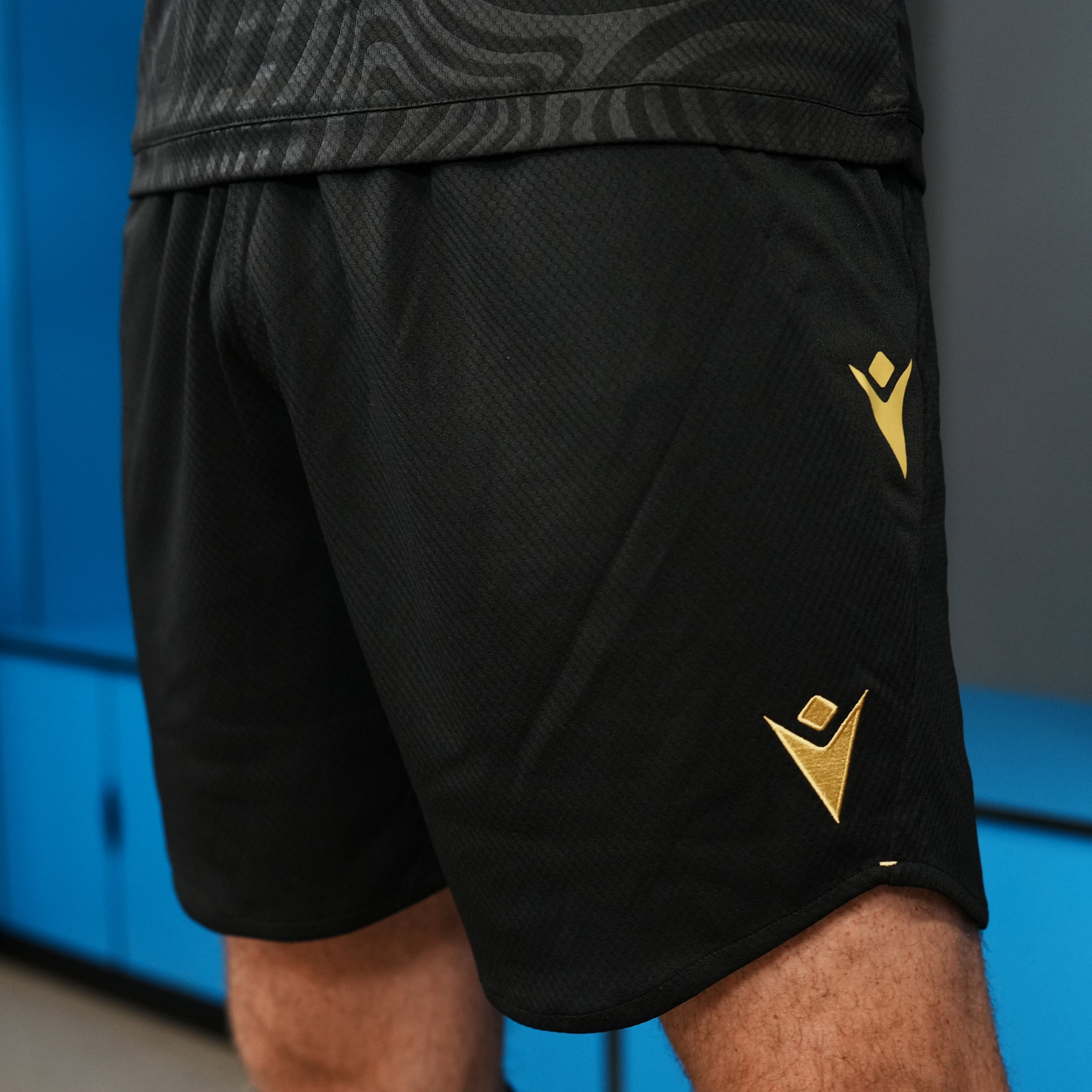 25/26 Linfield Away Shorts (Junior)